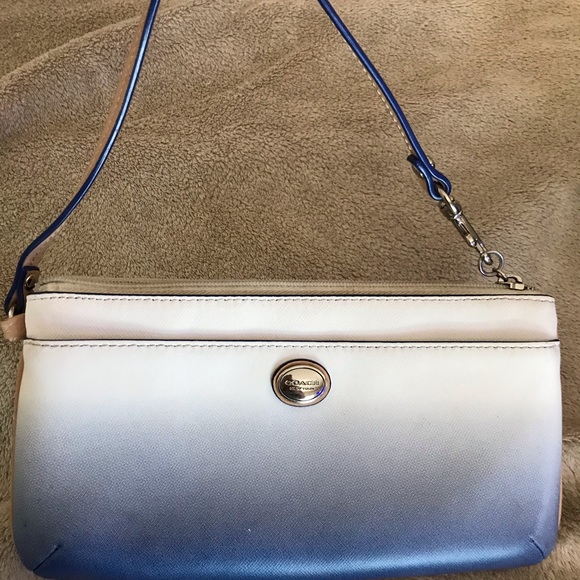 SOLD Authentic Coach Purse - Picture 6 of 12
